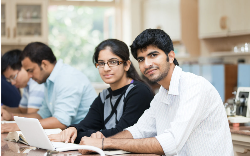 Physics coaching classes for Class 12 Jaipur